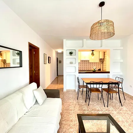 Apartamento Encanto Del Mar, Shared Pool Puerto del Carmen (Lanzarote)